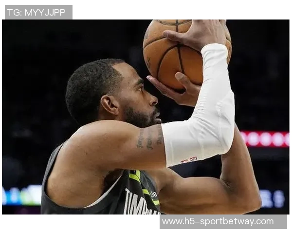 康利状态低迷全场失准仅得两篮板四助攻岁月痕迹显现